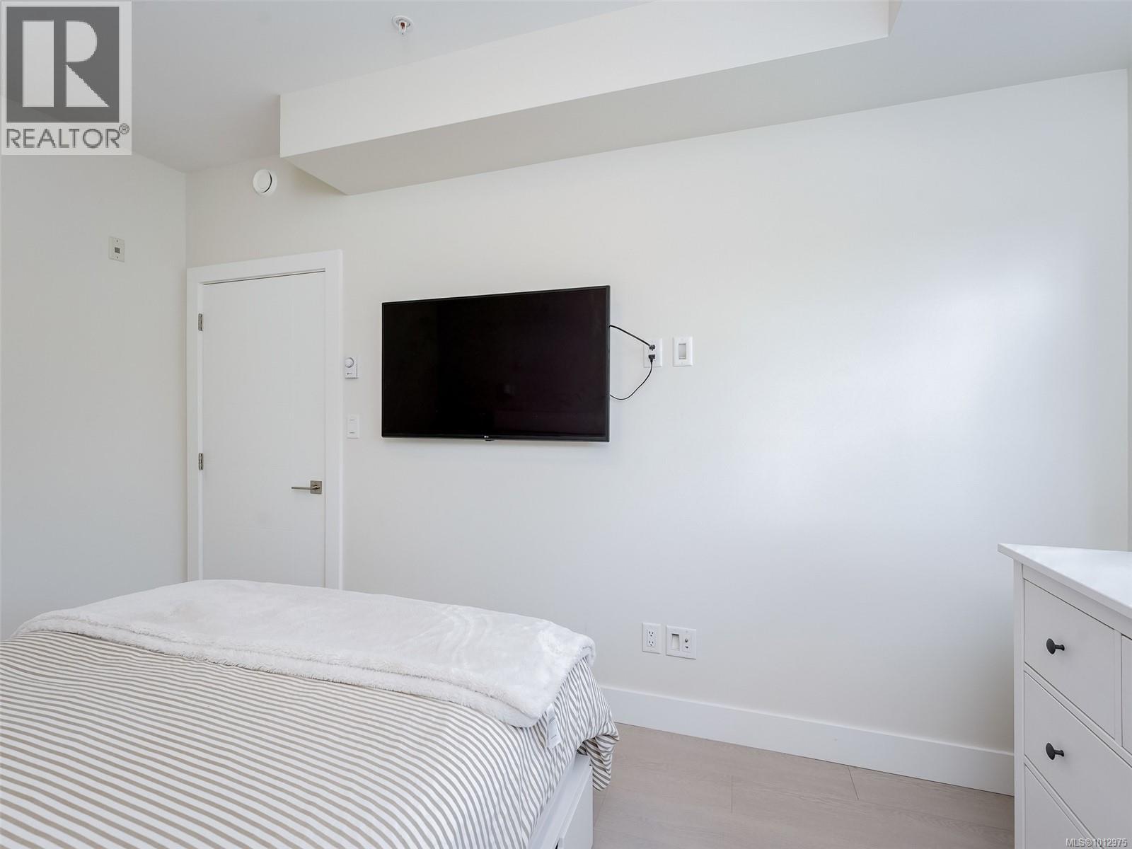 306 1450 Glentana Road, View Royal