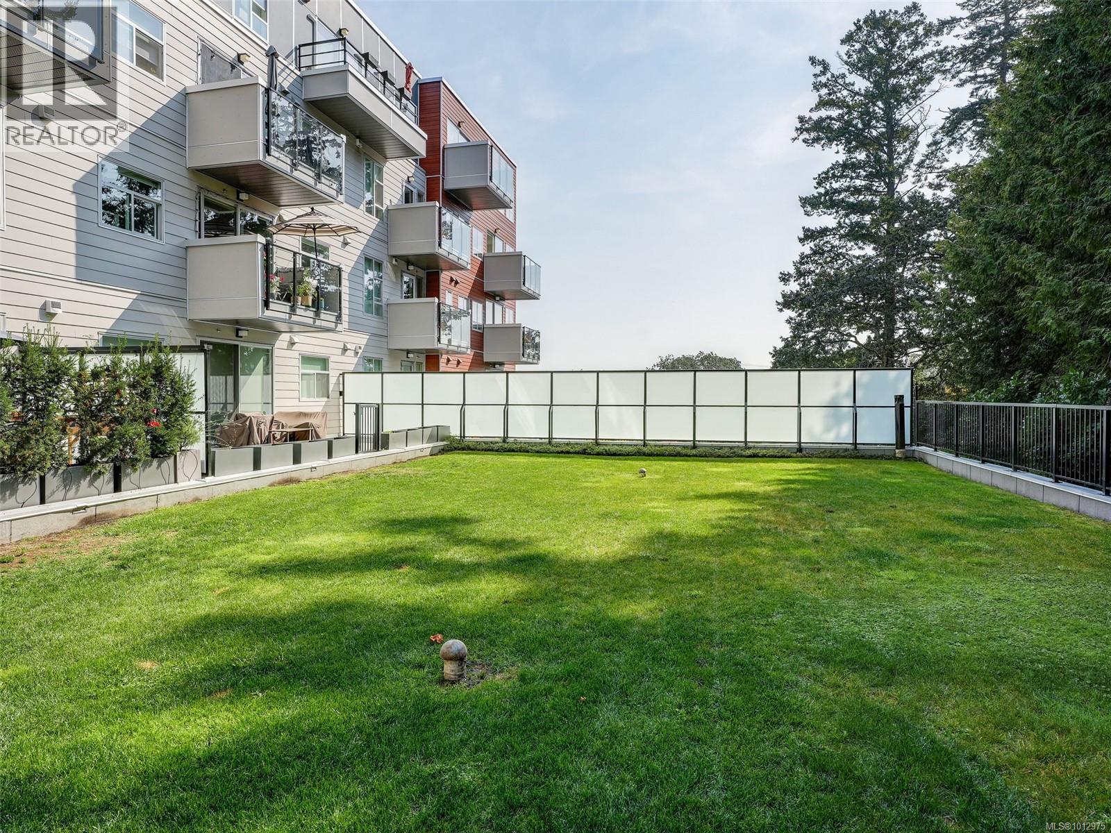 306 1450 Glentana Road, View Royal