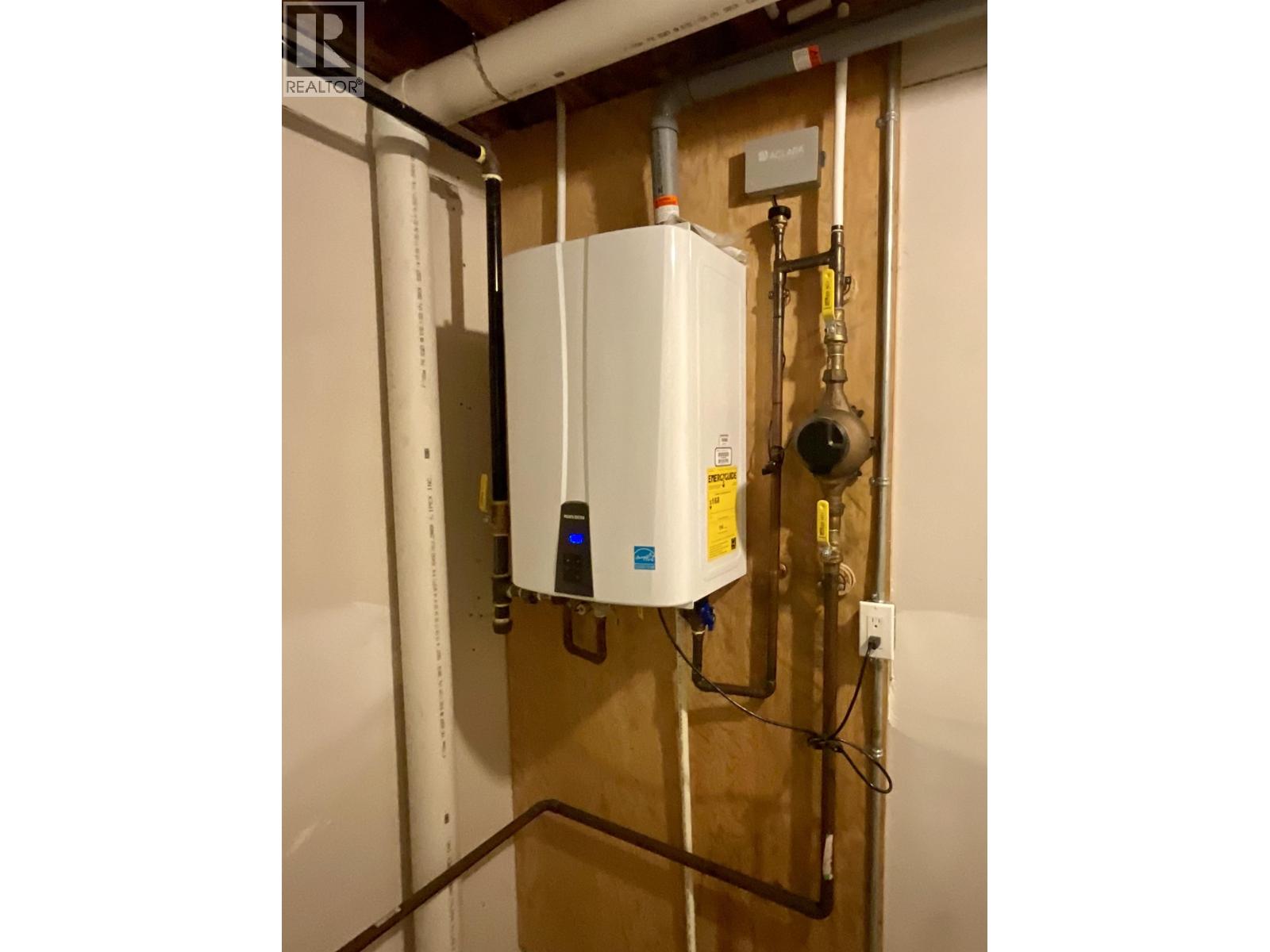 8617 74 STREET, Fort St. John