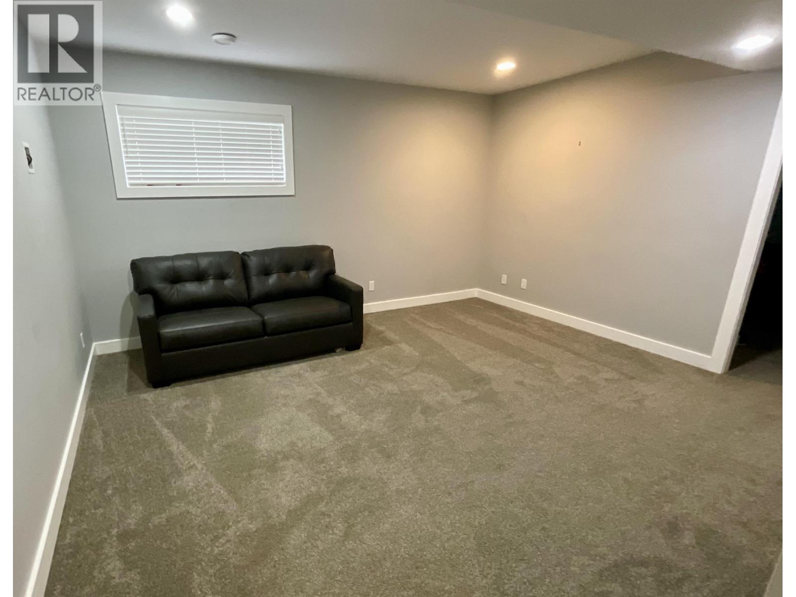 8617 74 STREET, Fort St. John