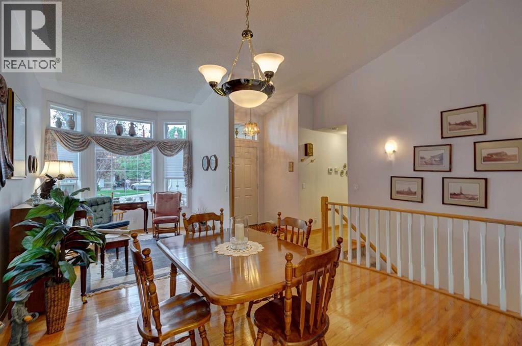 Single Family House for Sale in  Mt Mckenzie Villas SE McKenzie Lake Calgary 