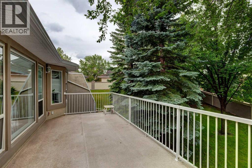 Single Family House for Sale in  Mt Mckenzie Villas SE McKenzie Lake Calgary 