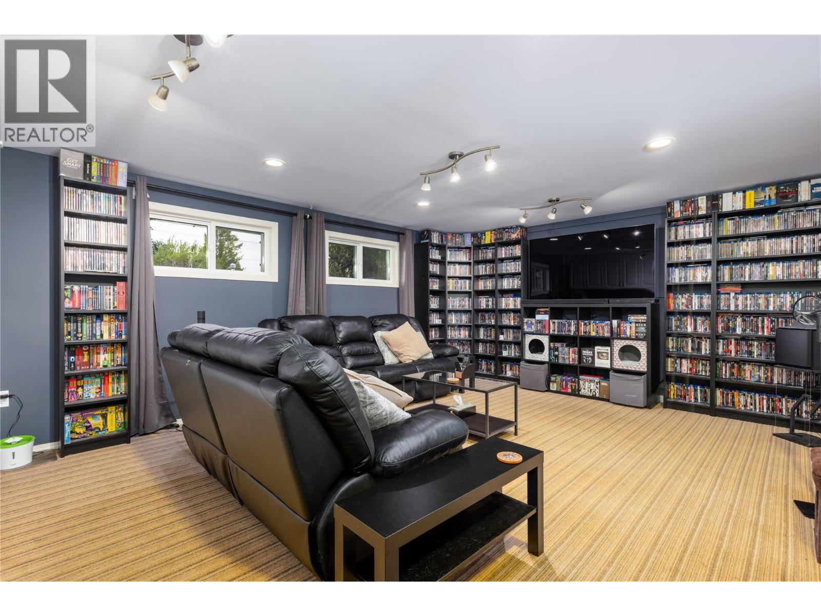 1215 12TH Street S, Cranbrook