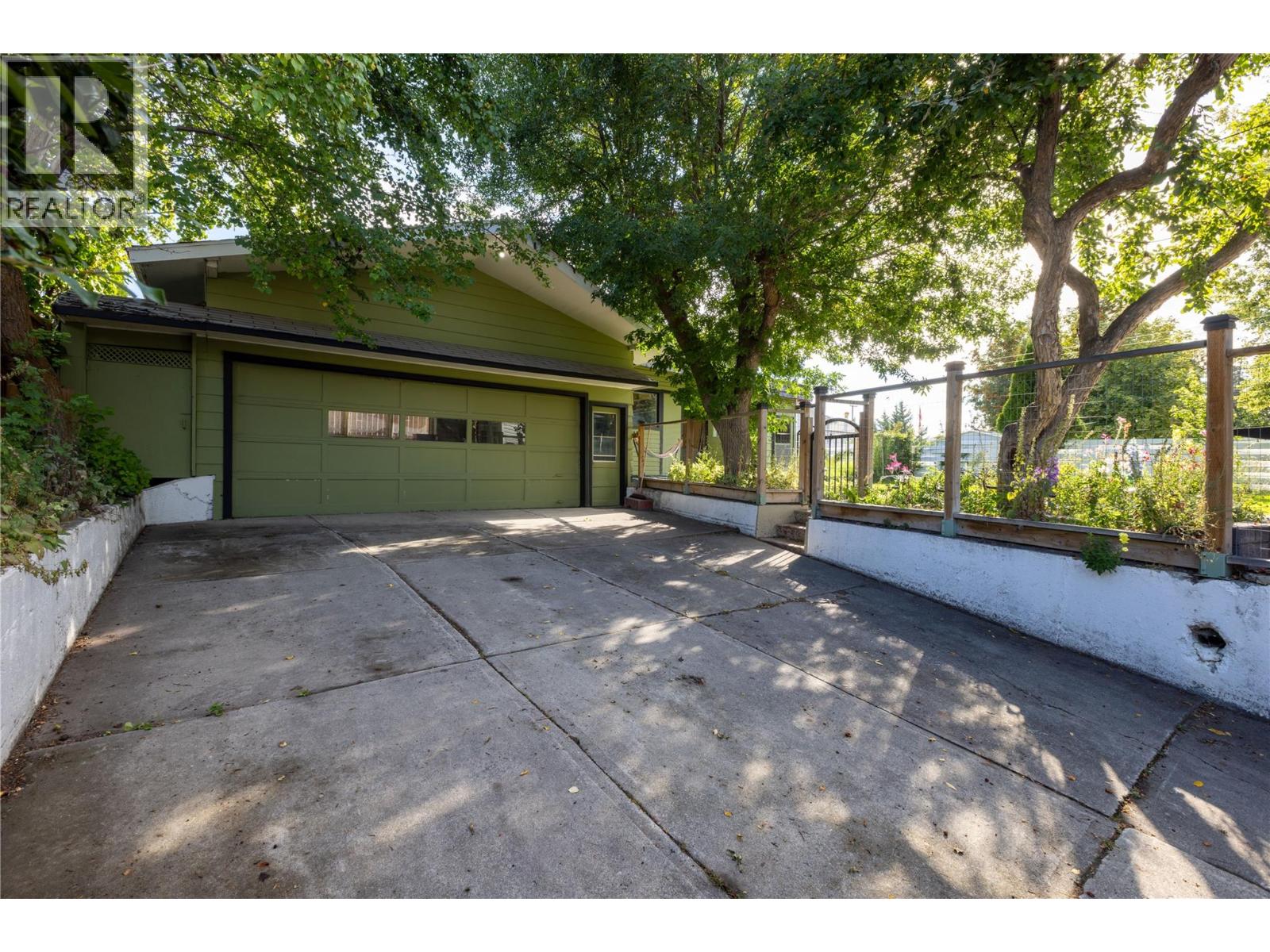 1215 12TH Street S, Cranbrook