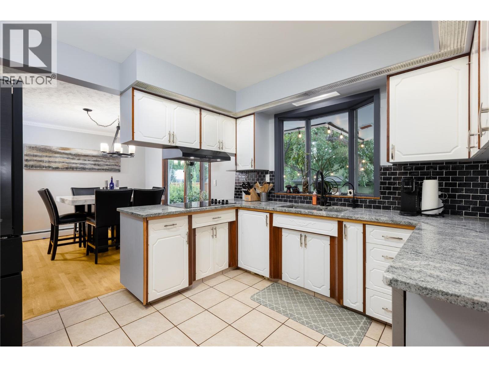 1215 12TH Street S, Cranbrook