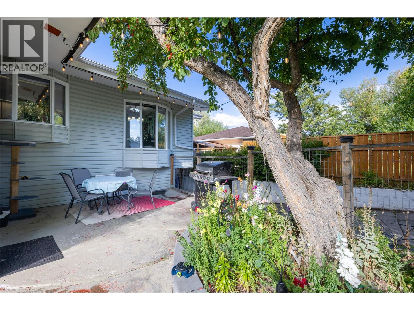 1215 12TH Street S, Cranbrook