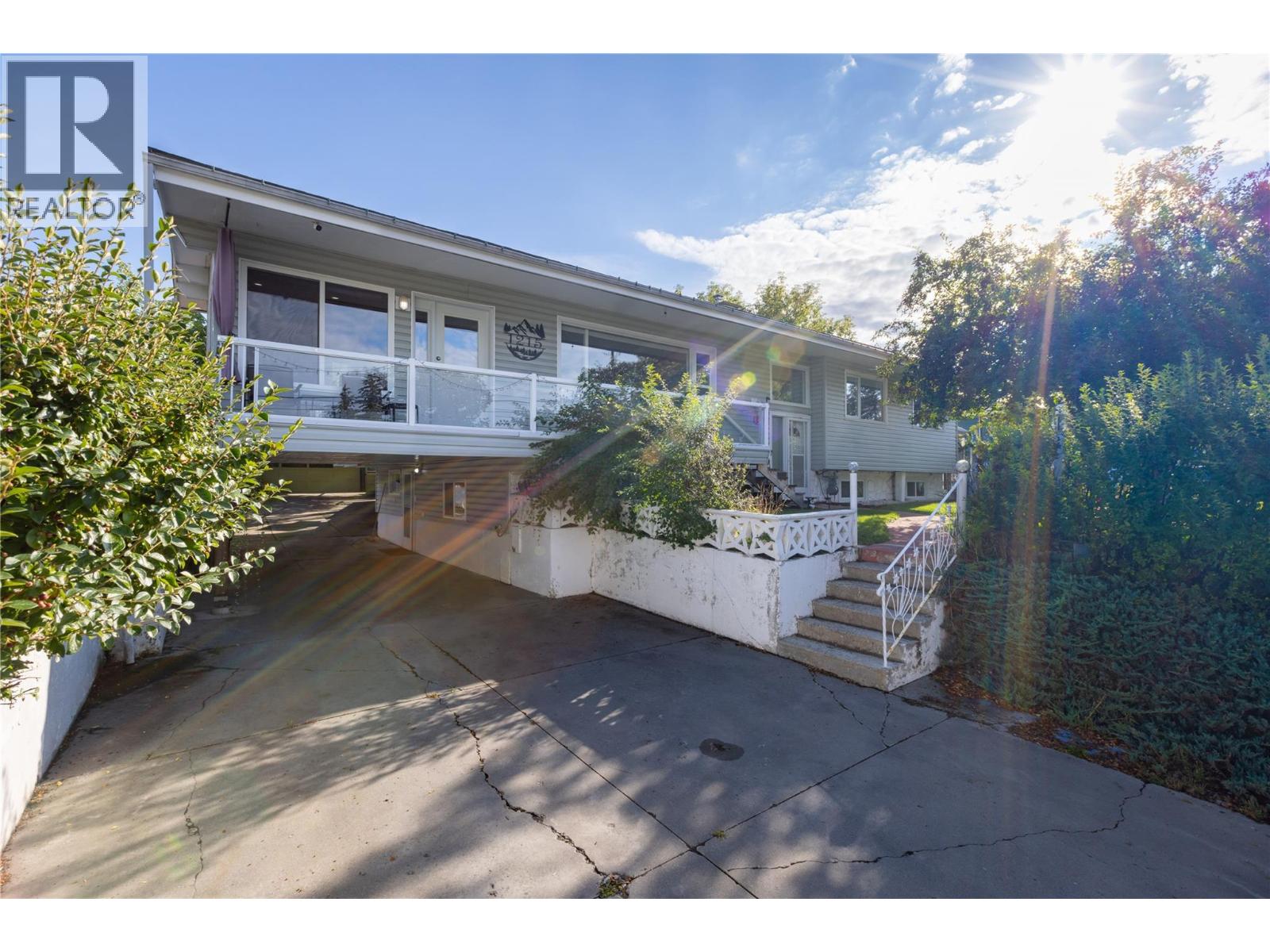 1215 12TH Street S, Cranbrook