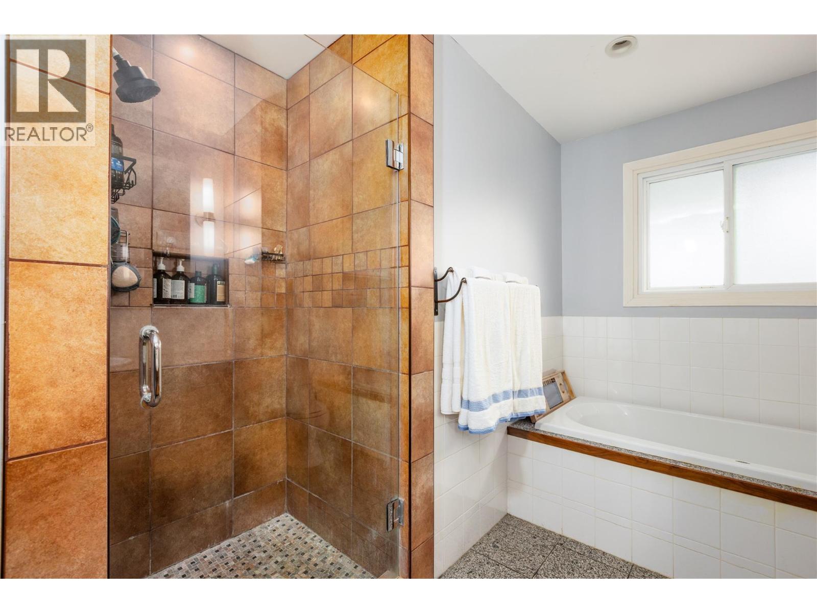 1215 12TH Street S, Cranbrook