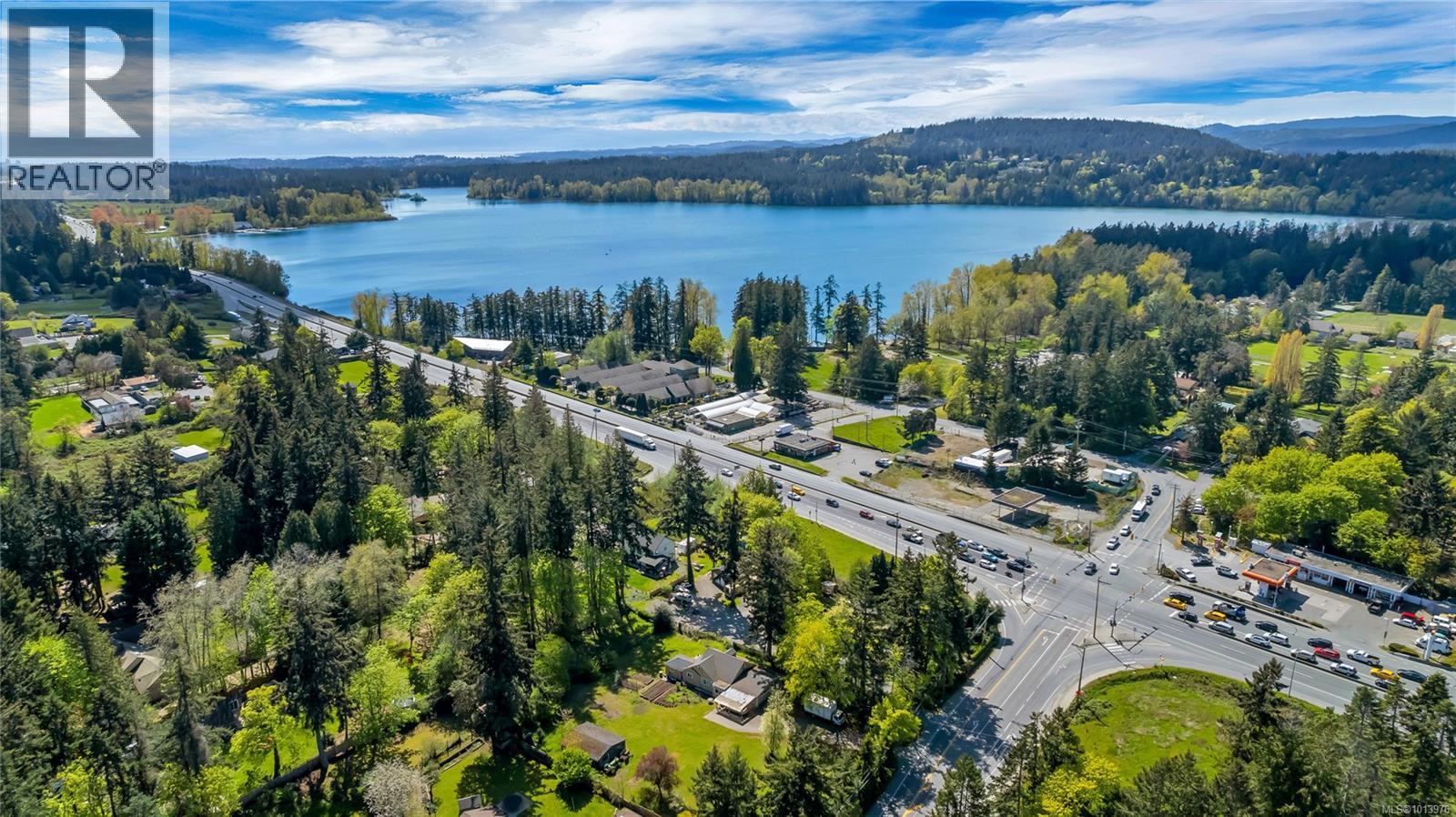  753 Sayward Road, Saanich
