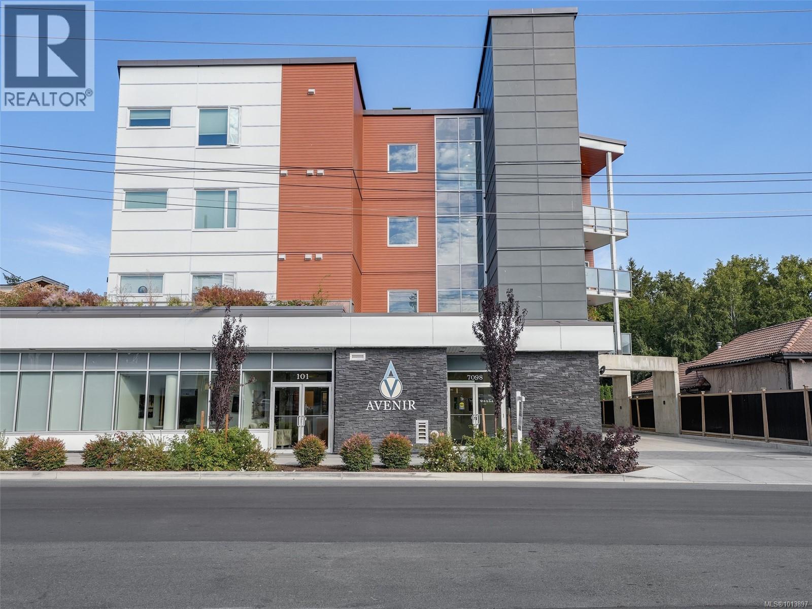 307 7098 Wallace Drive, Central Saanich