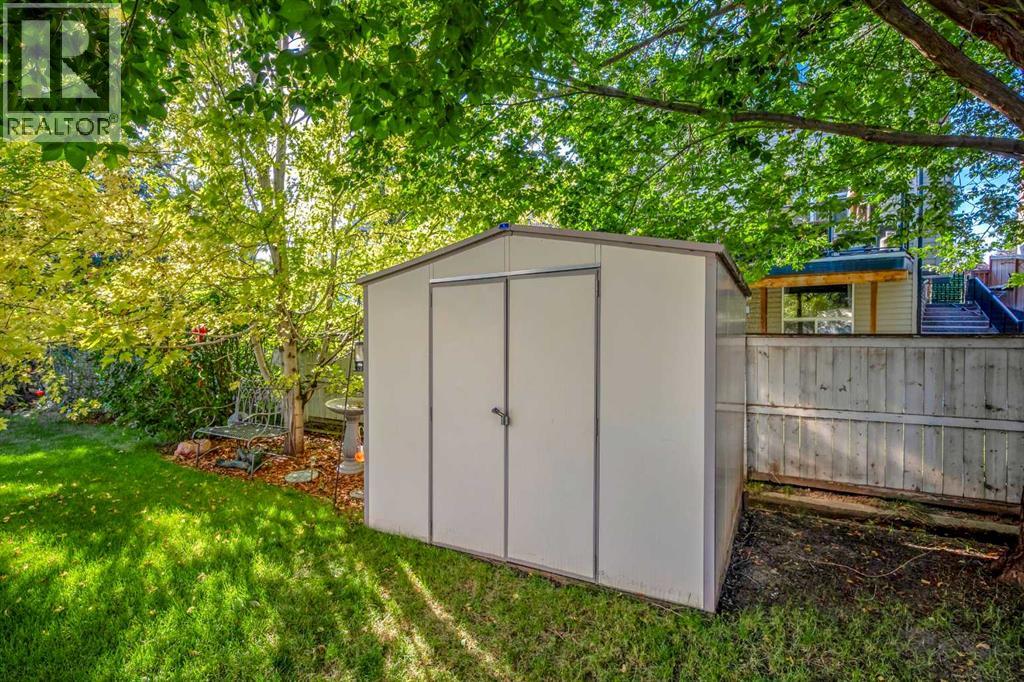 Single Family House for Sale in  Panorama Hills Close NW Panorama Hills Calgary 