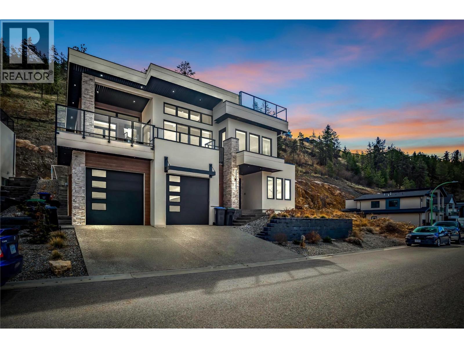 1189 Lone Pine Drive, Kelowna