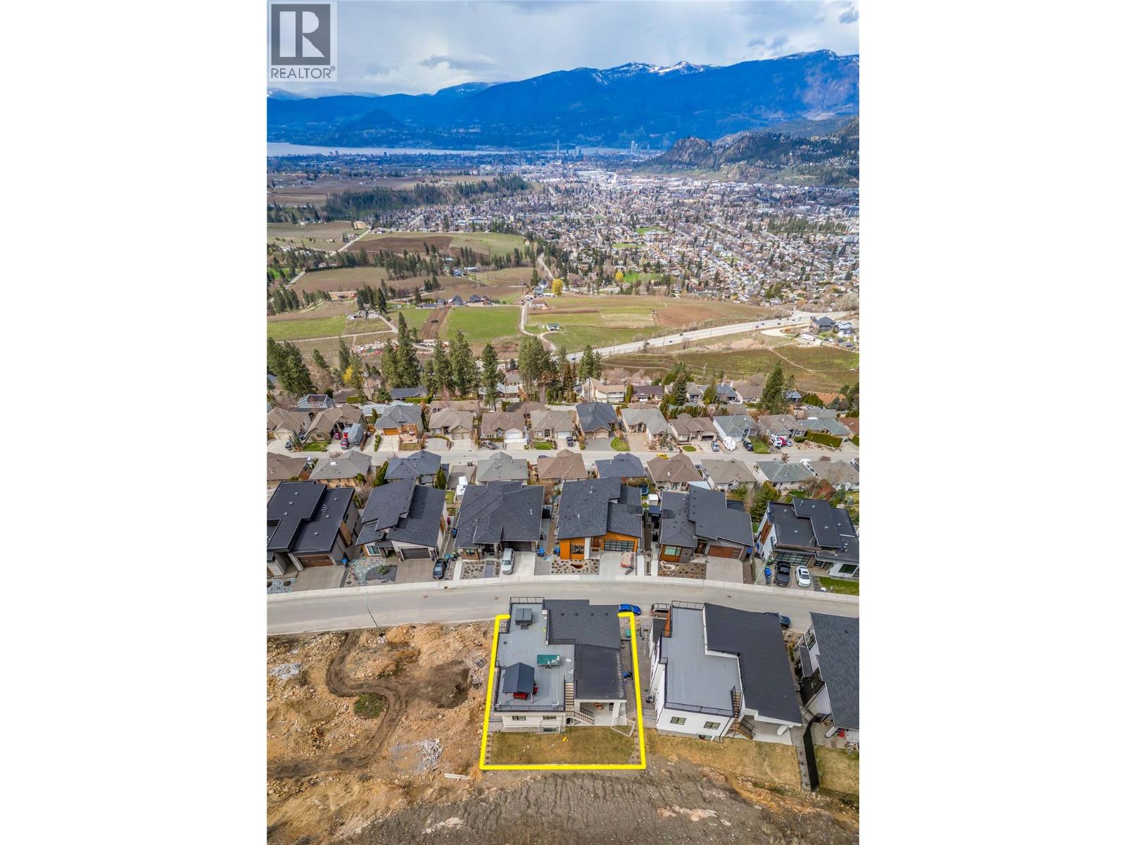  1189 Lone Pine Drive, Kelowna