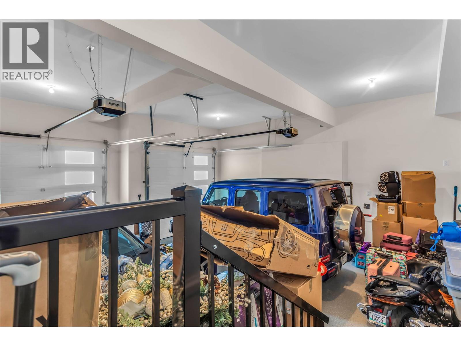  1189 Lone Pine Drive, Kelowna