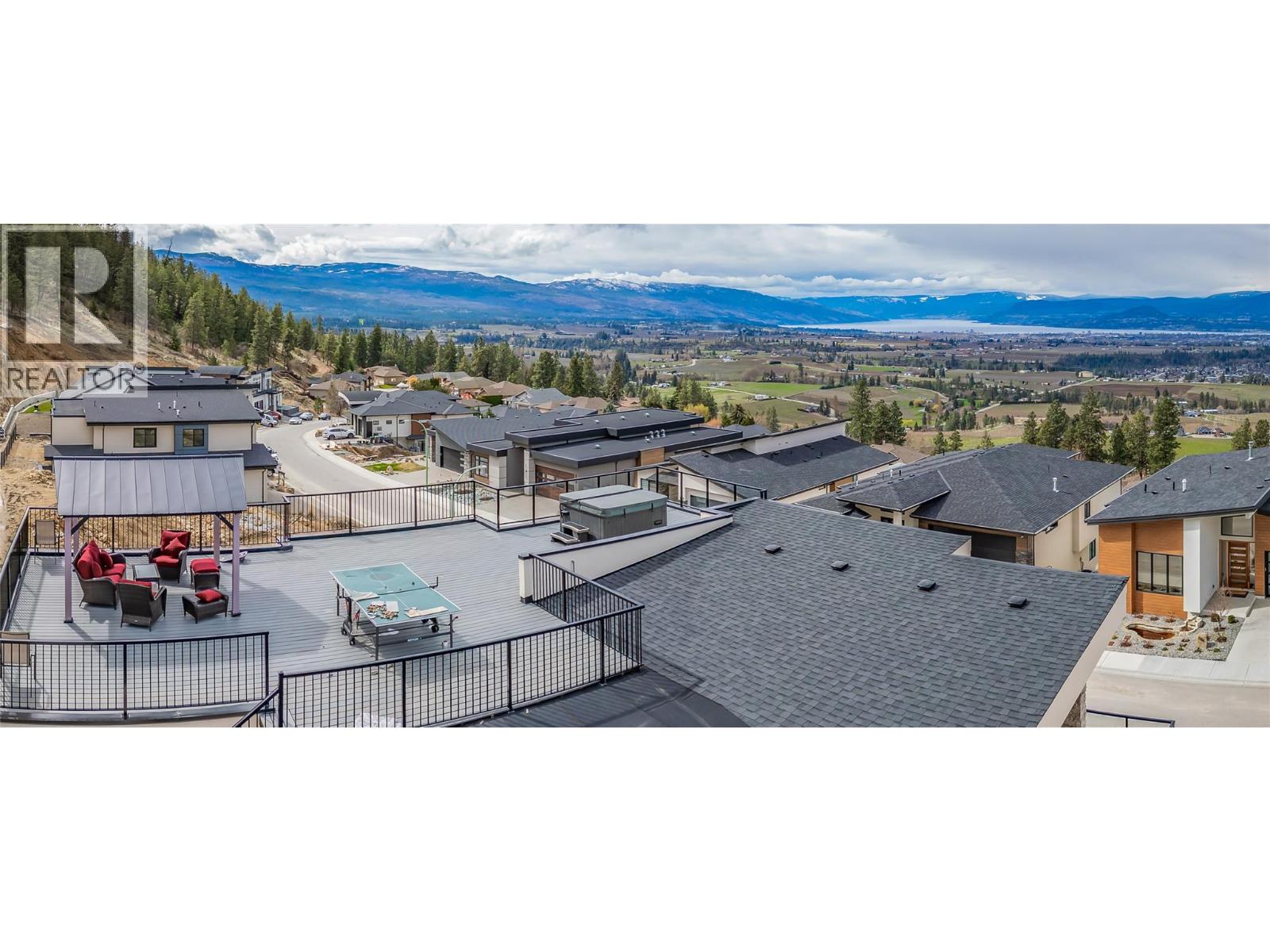  1189 Lone Pine Drive, Kelowna