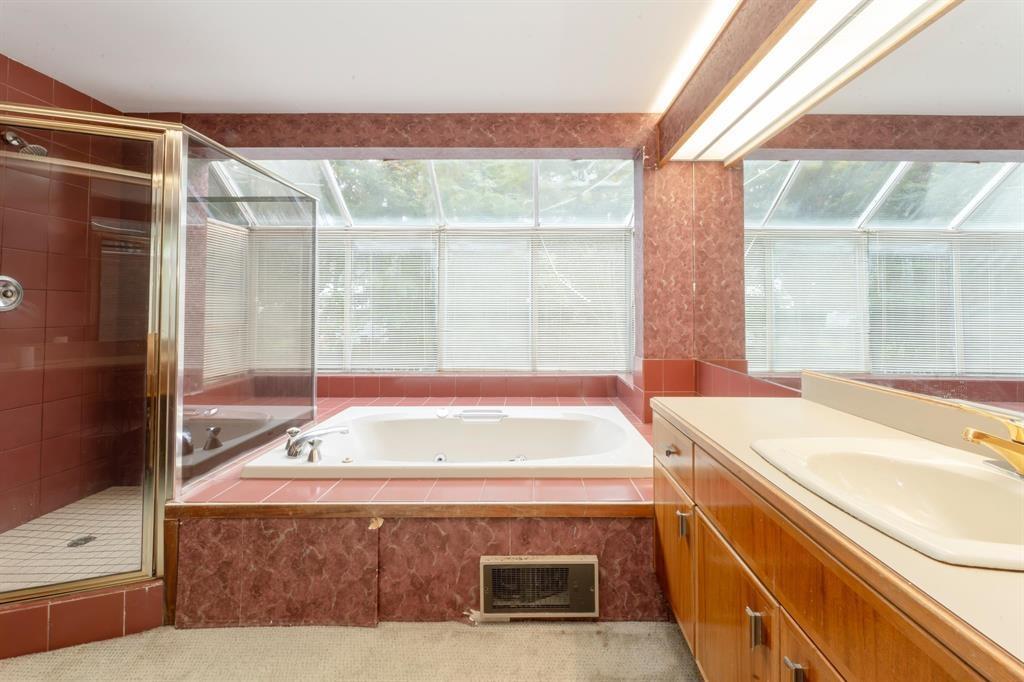 17352 26A AVENUE, White Rock