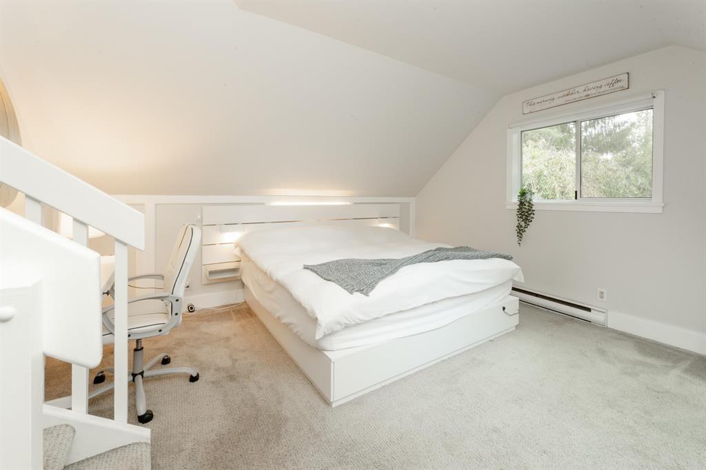 17352 26A AVENUE, White Rock