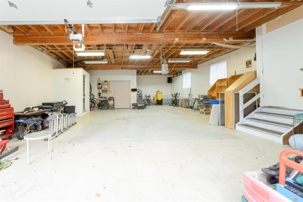 17352 26A AVENUE, White Rock