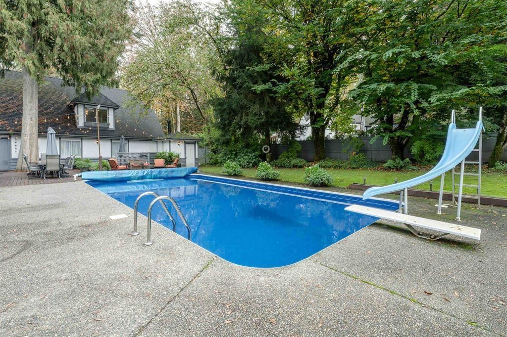 17352 26A AVENUE, White Rock