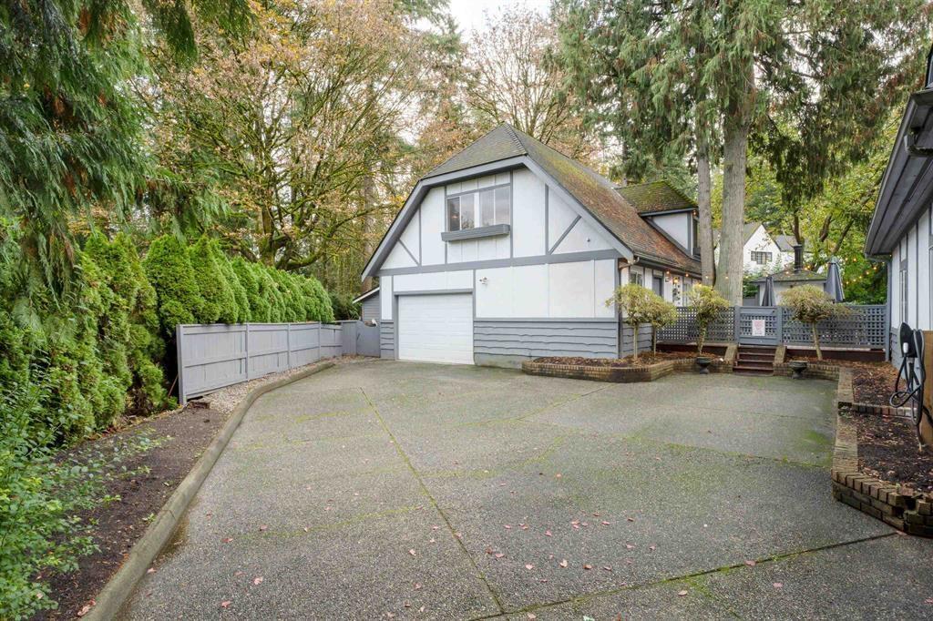 17352 26A AVENUE, White Rock