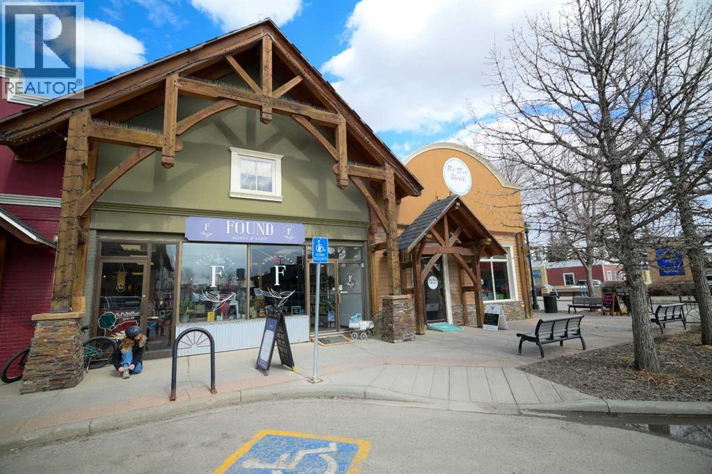 107 First Avenue West, Cochrane