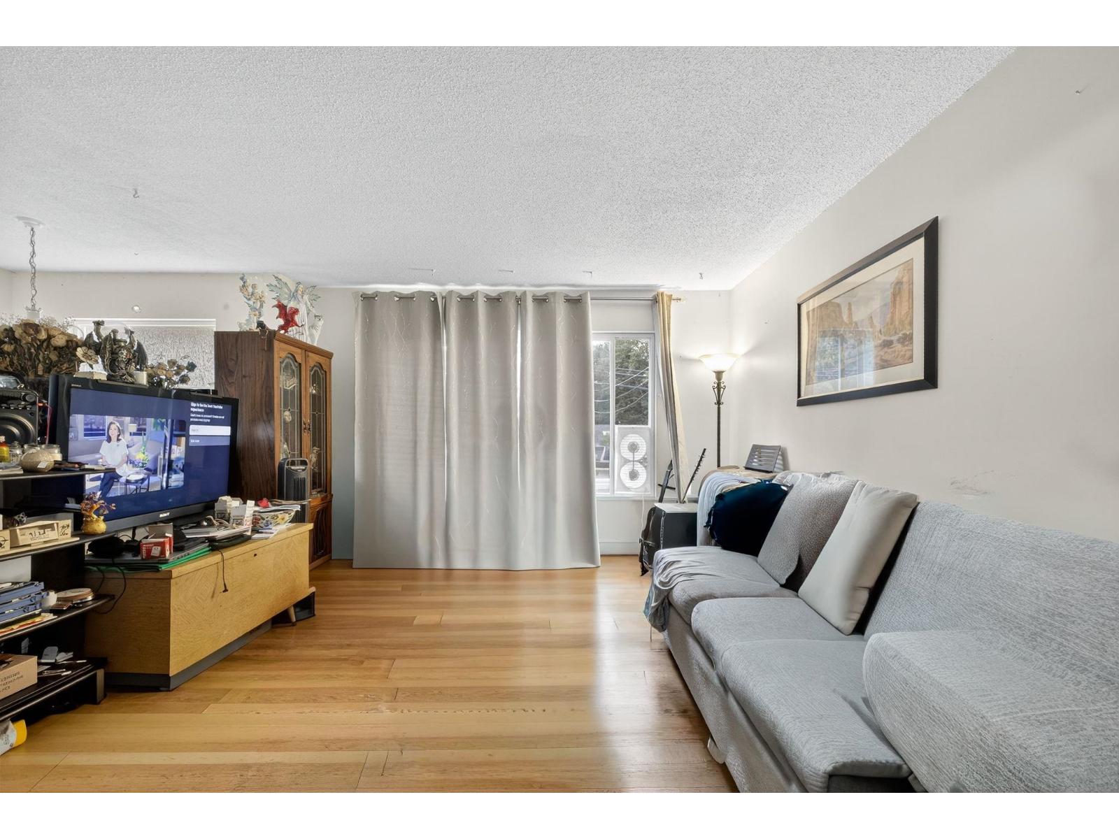 7886 140 STREET, Surrey