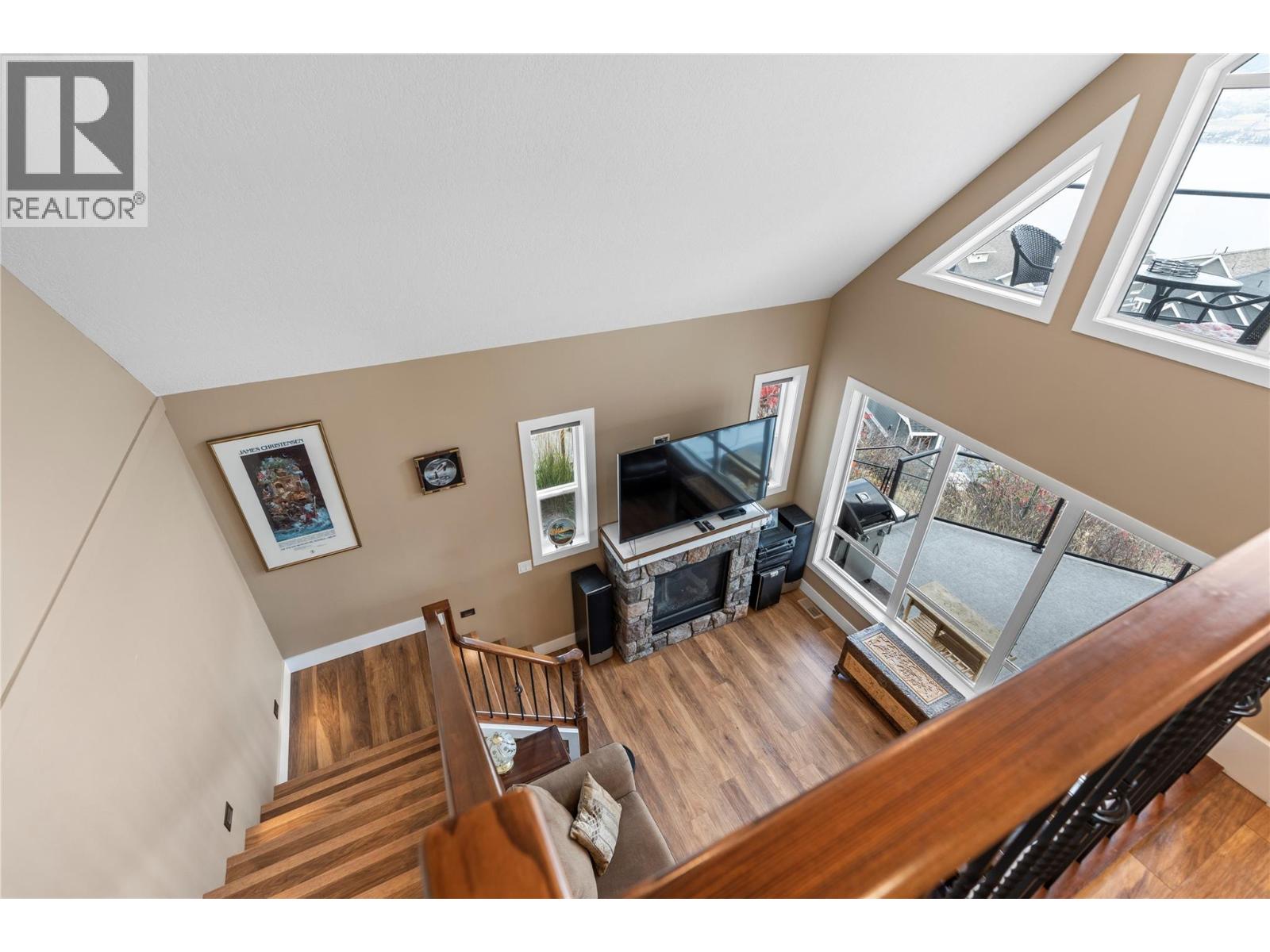 6754 La Palma Loop - 23