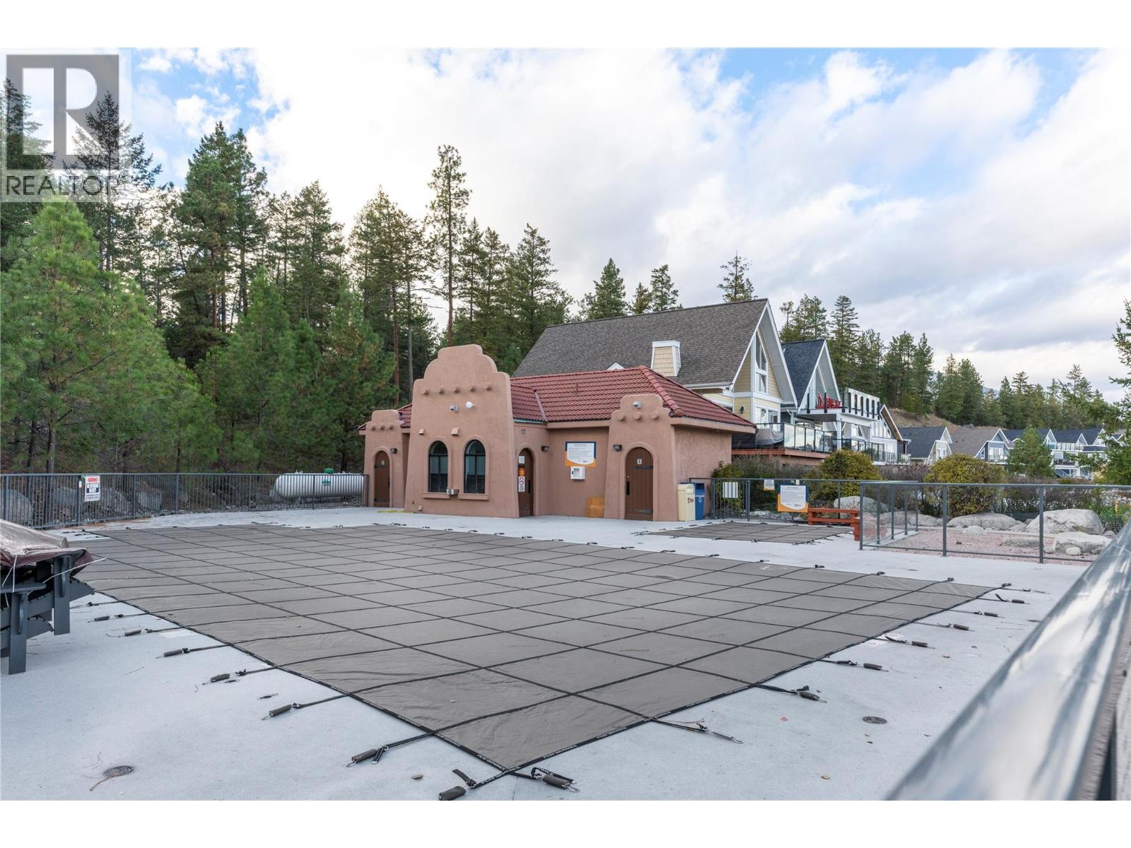 6754 La Palma Loop - 36