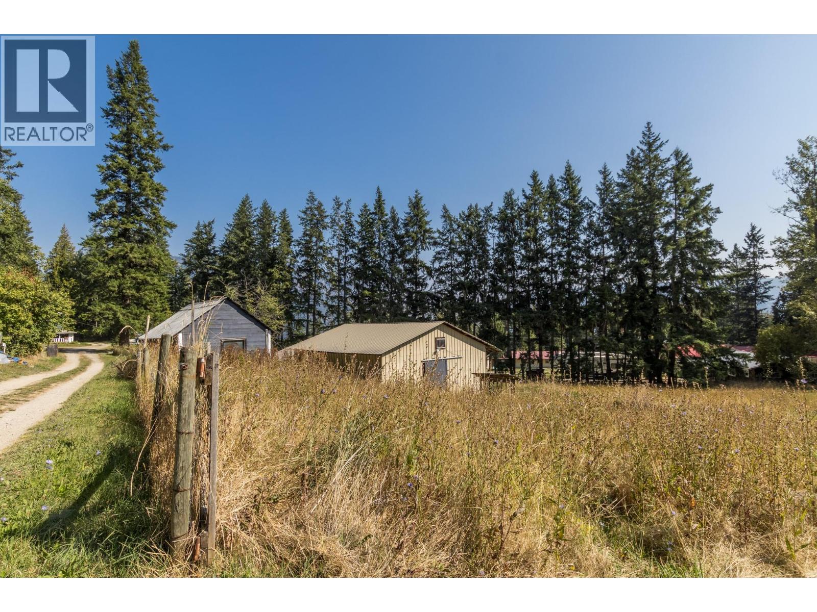  3591 65 Avenue Northwest, Salmon Arm