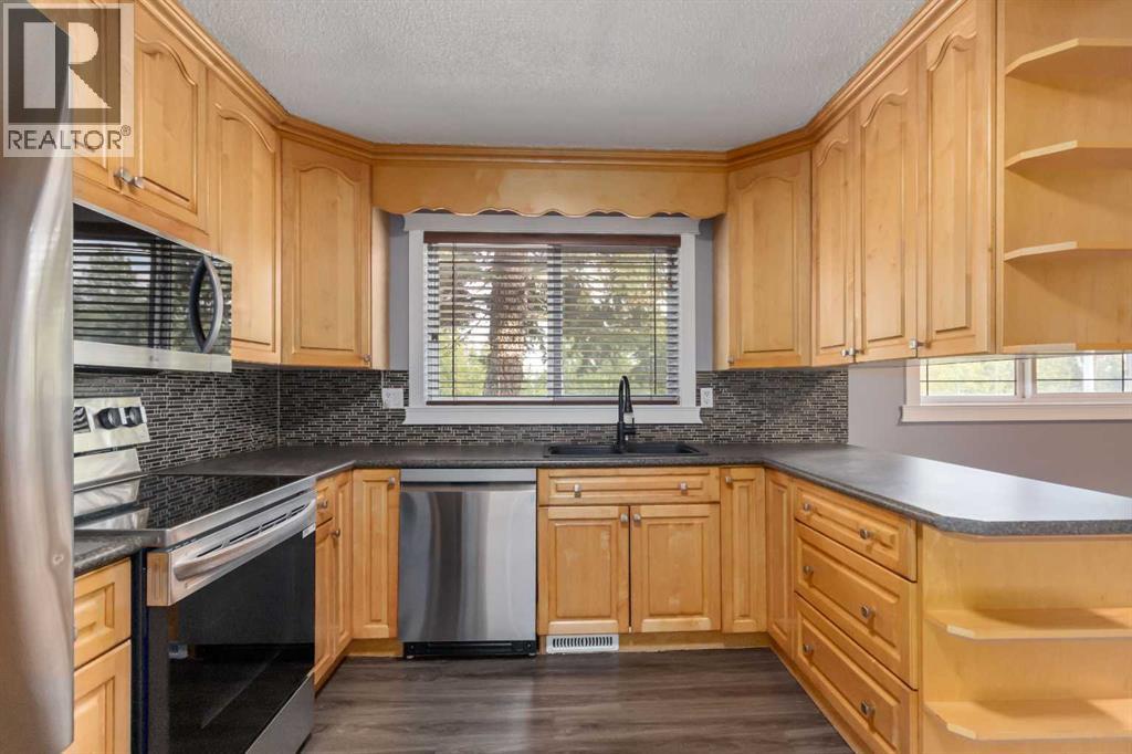109 Rosslyn Street, Fort McMurray