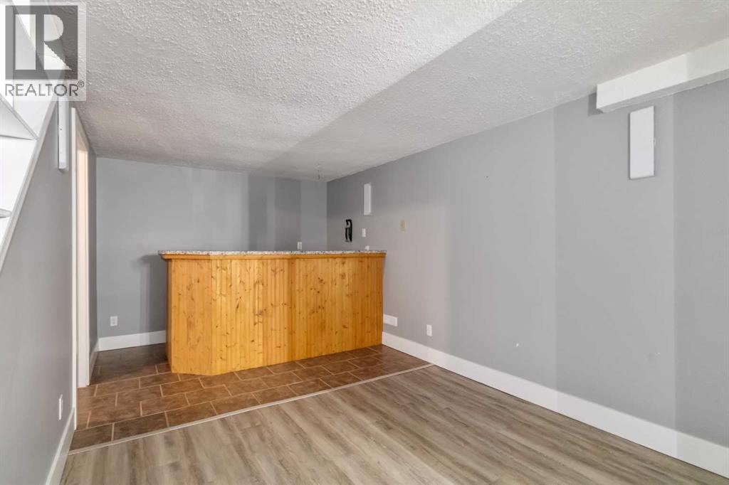 109 Rosslyn Street, Fort McMurray