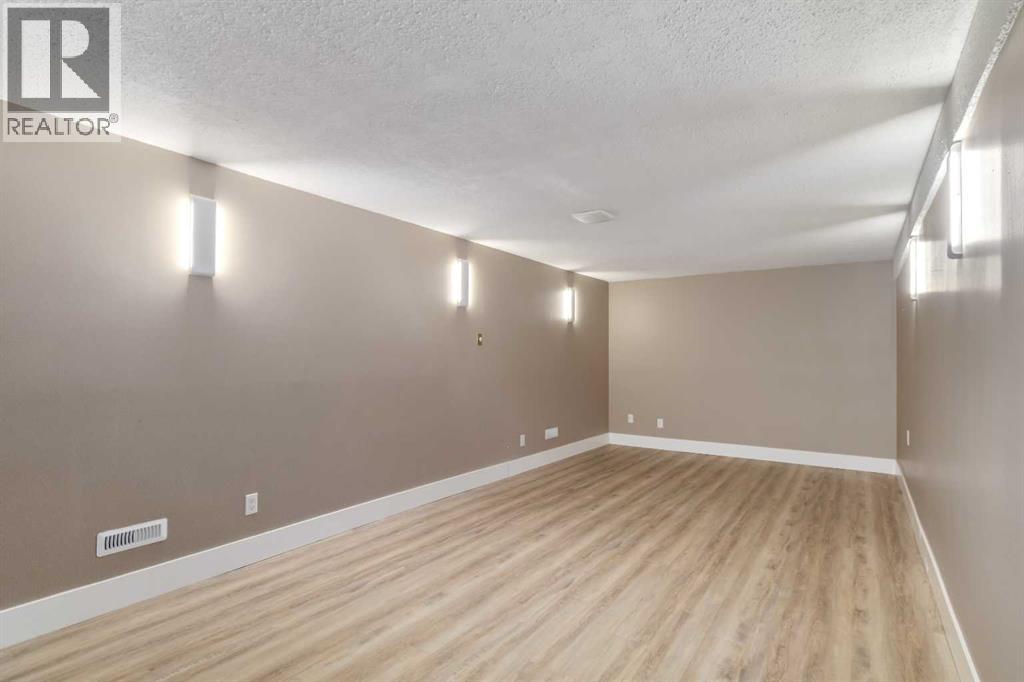 109 Rosslyn Street, Fort McMurray