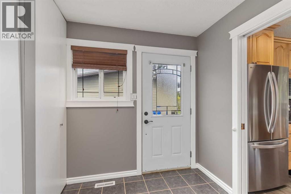 109 Rosslyn Street, Fort McMurray