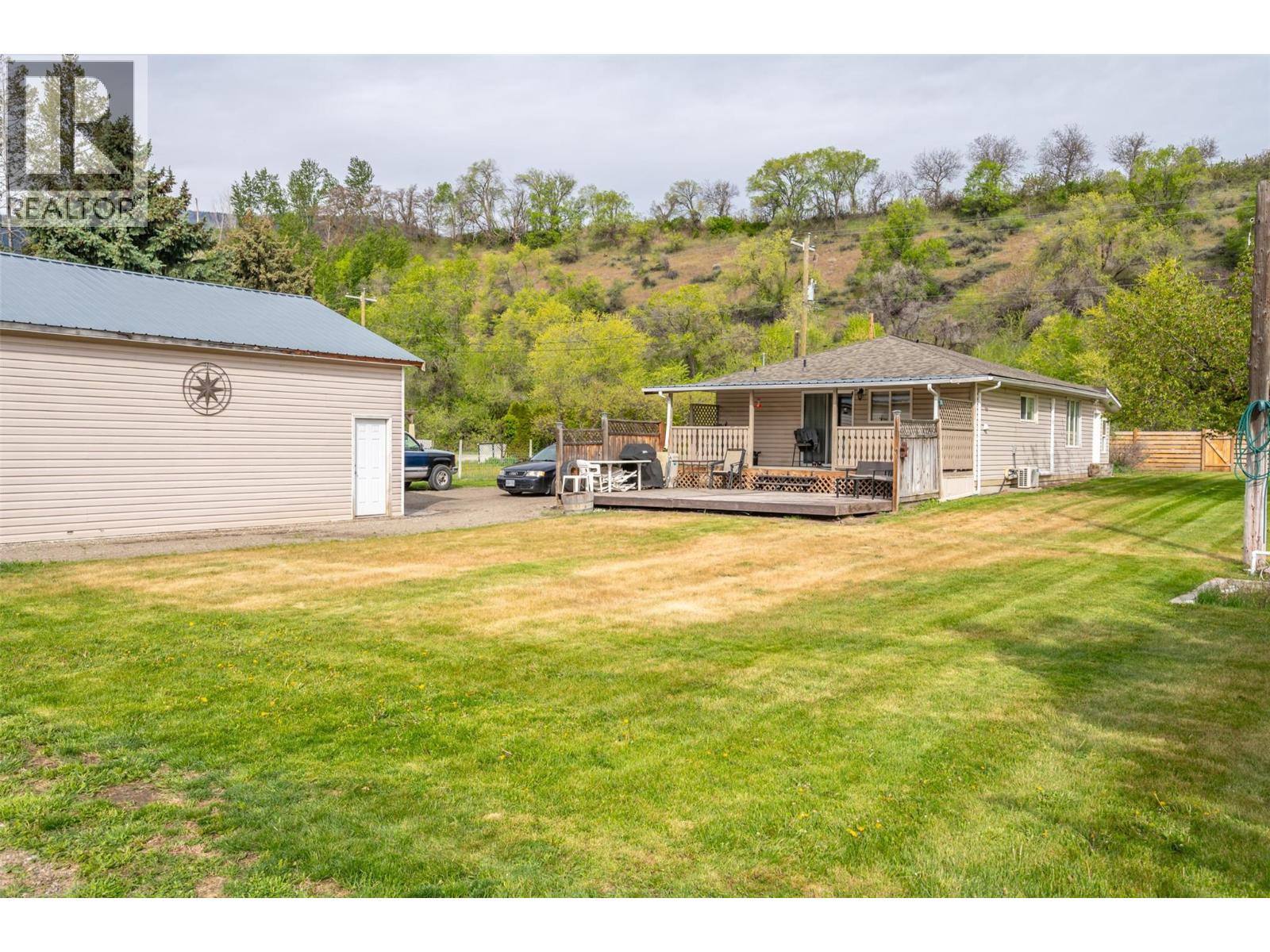 5471 SAWMILL Road, Oliver