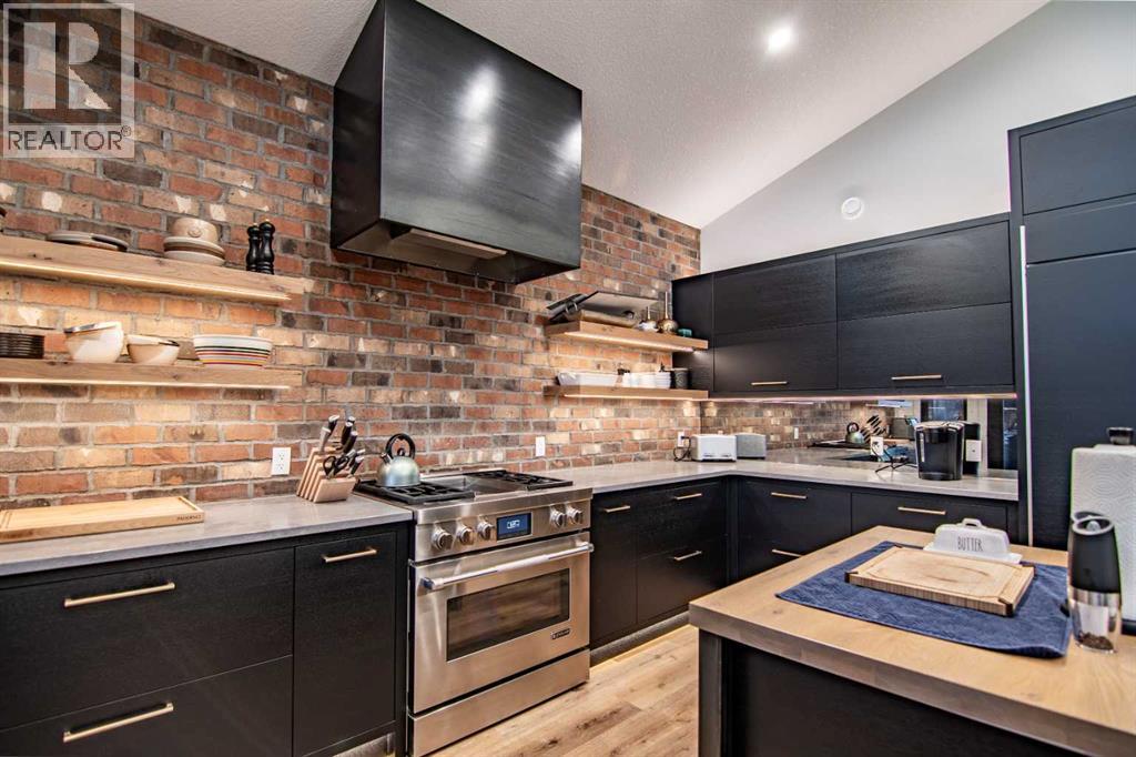 3417 Lakeshore Drive, Sylvan Lake
