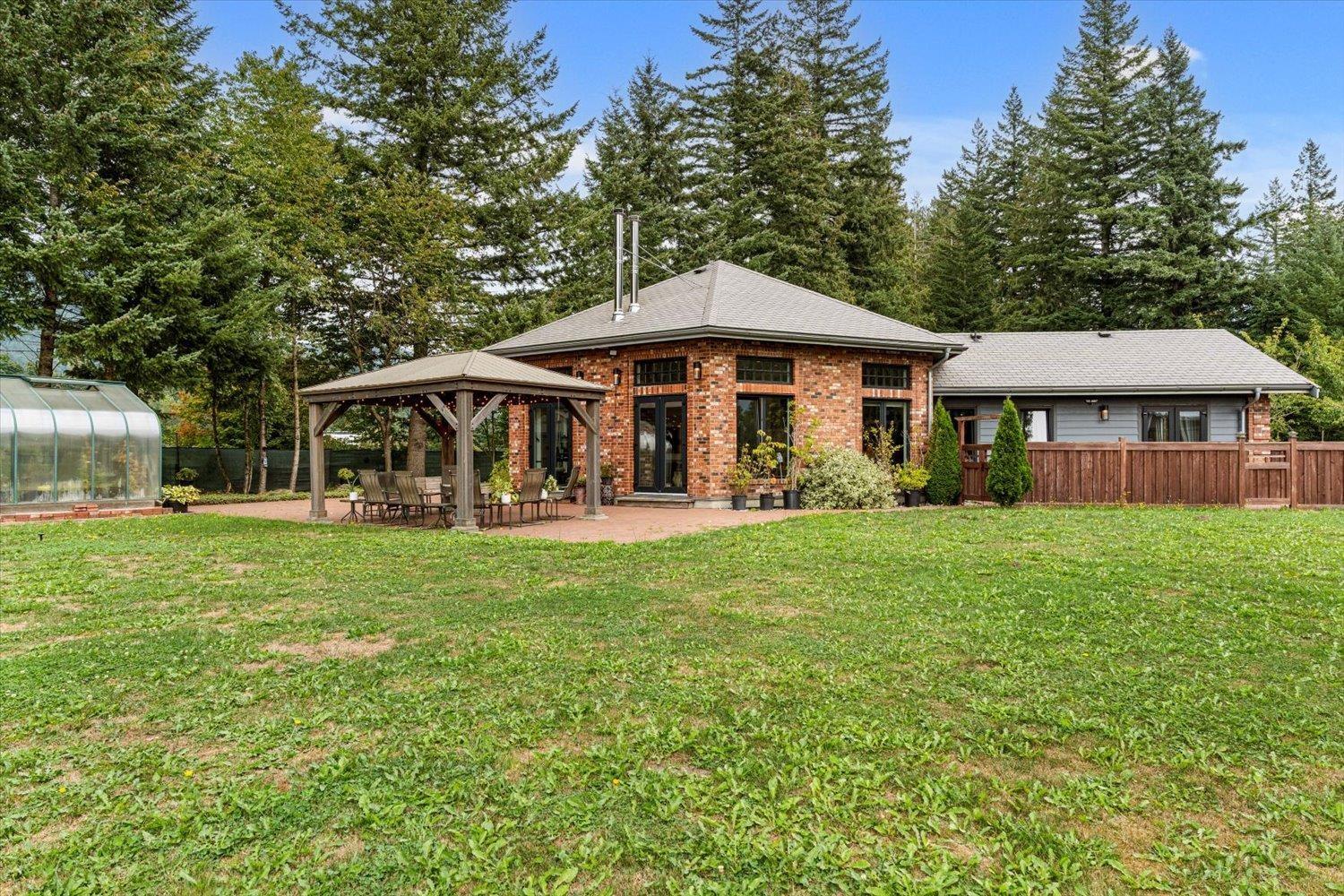 1185 COLUMBIA VALLEY ROAD, Columbia Valley, Columbia Valley