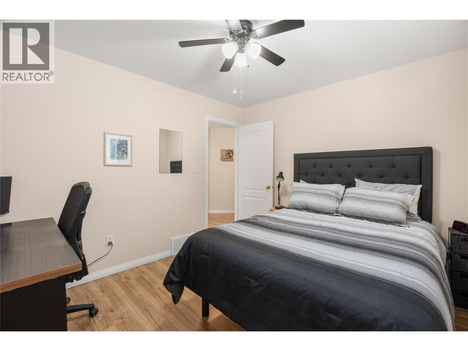 40 3096 South Main Street, Penticton