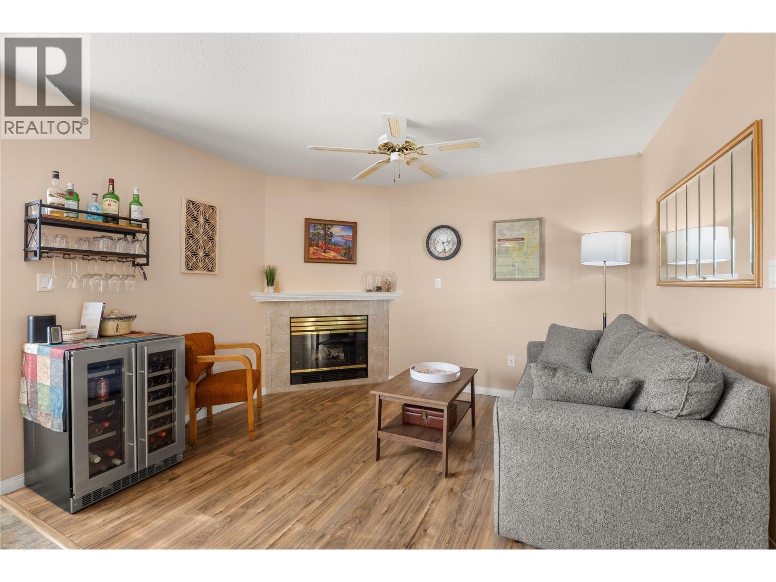 40 3096 South Main Street, Penticton