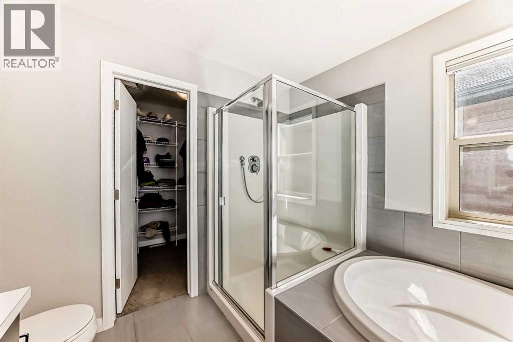 22 Riviera Place, Cochrane