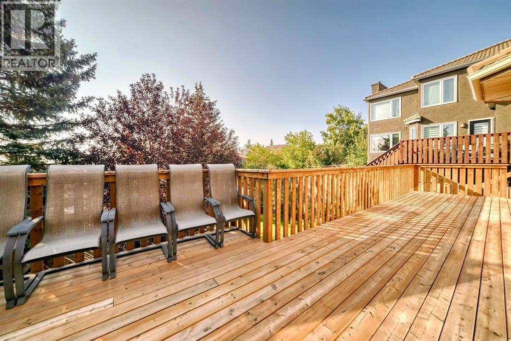Single Family House for Sale in  Signature Close SW Signal Hill Calgary 