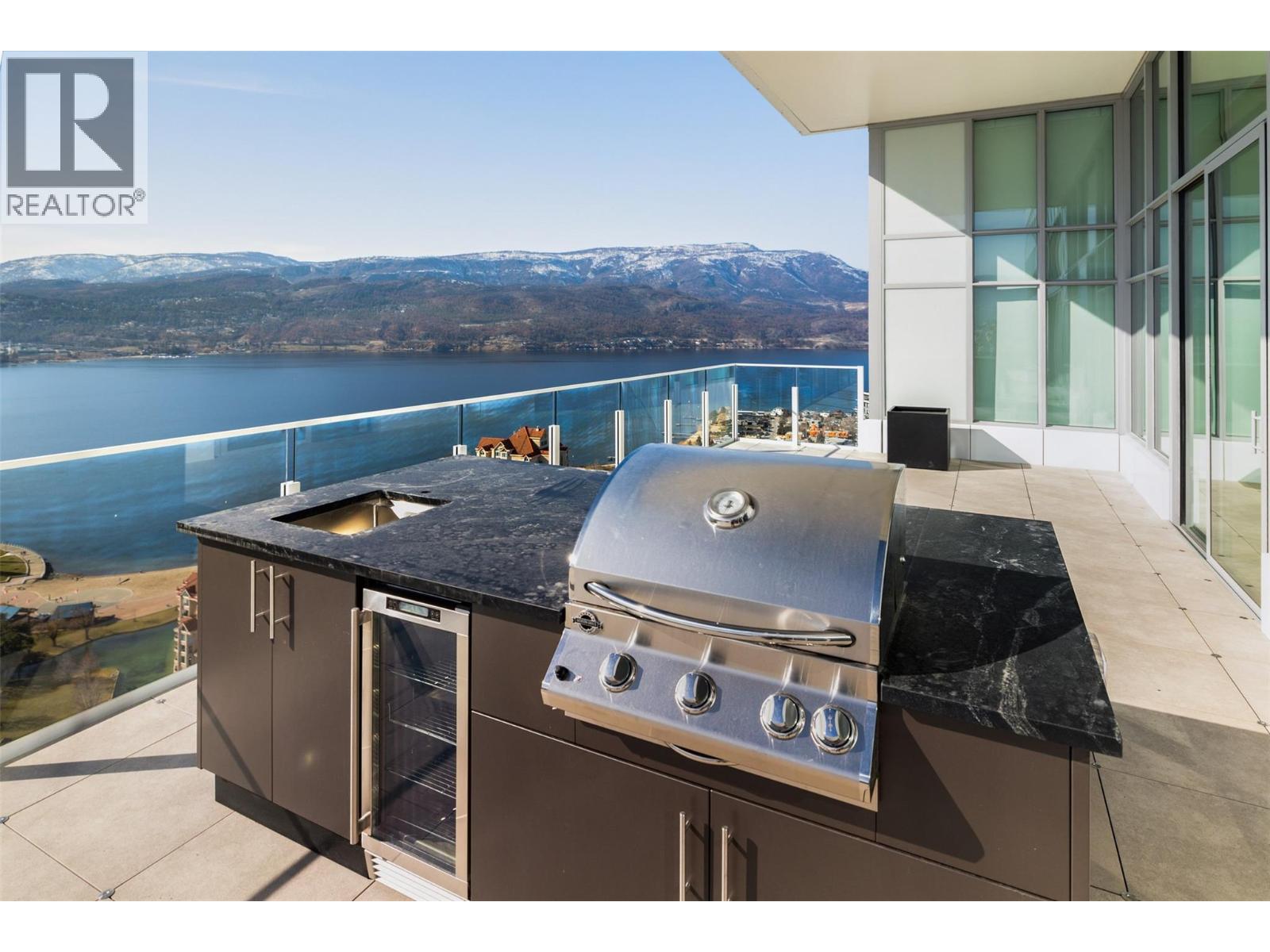 3601 1191 Sunset Drive, Kelowna
