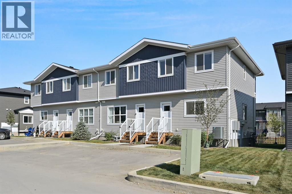525 River Heights Drive, Cochrane