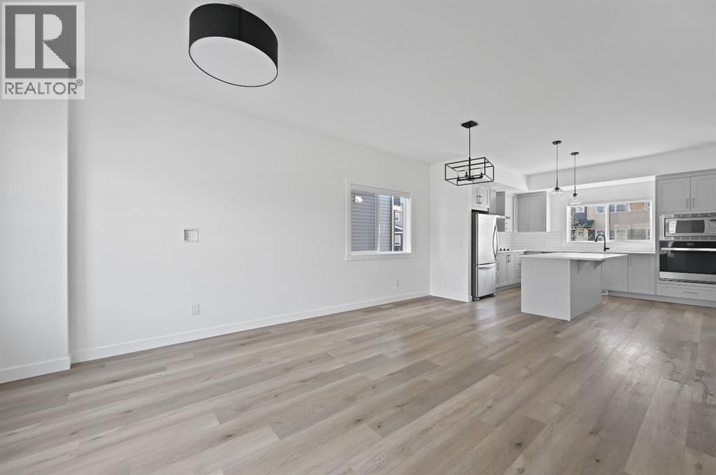 525 River Heights Drive, Cochrane