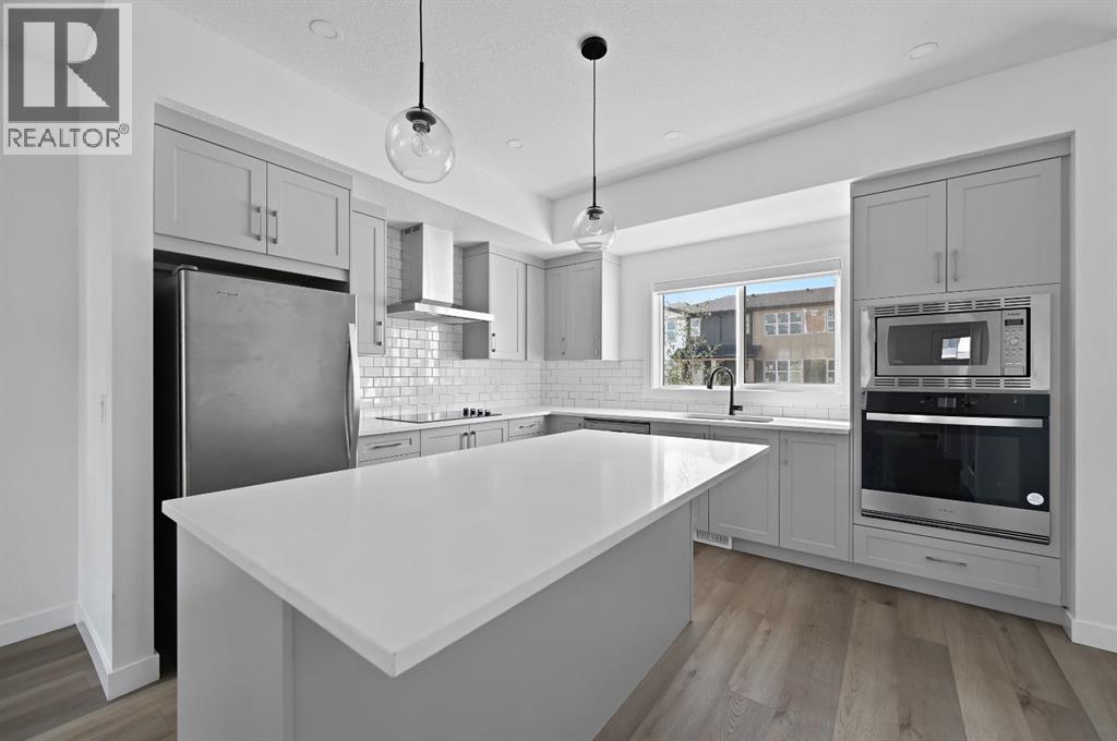 525 River Heights Drive, Cochrane