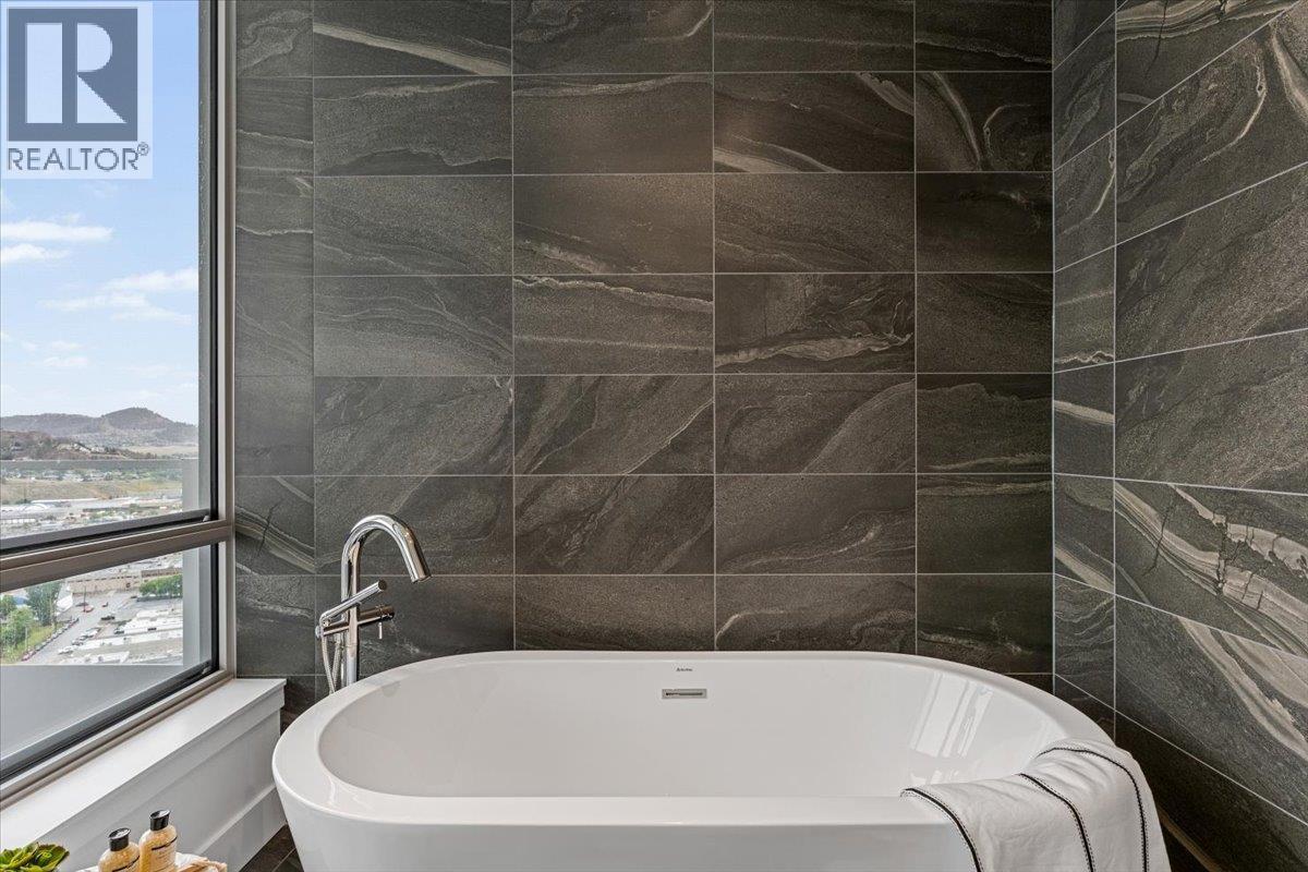 2601 1181 Sunset Drive, Kelowna