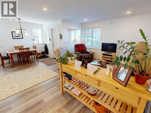 B4-6900 BURNABY STREET, Powell River