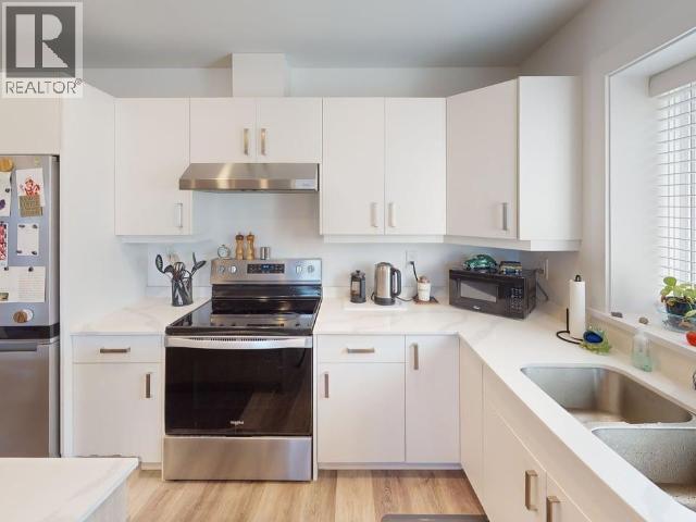 B4-6900 BURNABY STREET, Powell River
