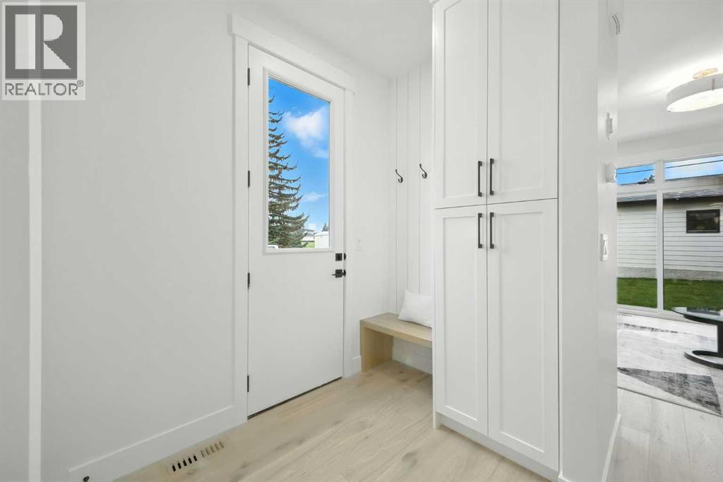 Single Family House for Sale in   Avenue NW Mount Pleasant Calgary 
