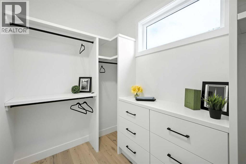 Single Family House for Sale in   Avenue NW Mount Pleasant Calgary 