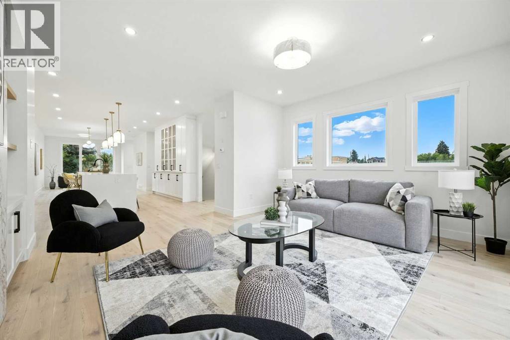 Single Family House for Sale in   Avenue NW Mount Pleasant Calgary 